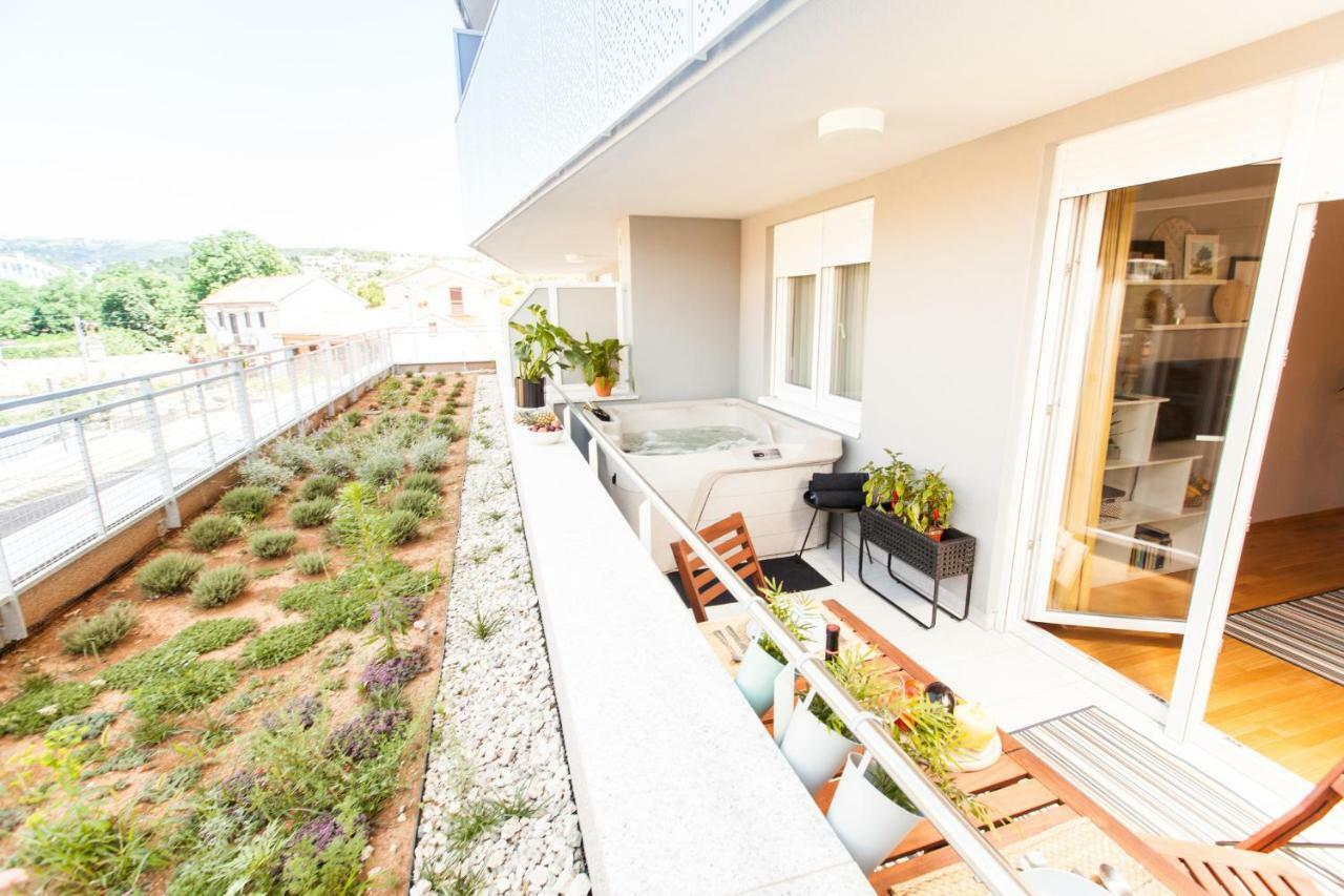 Harmony Trsat Lägenhet Rijeka Exteriör bild